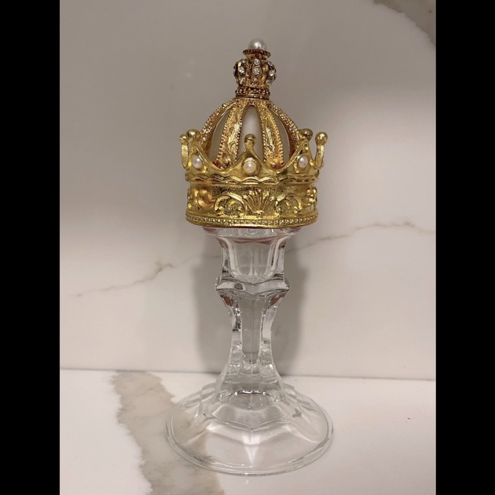 👑Crown Perfume Bottle On Footed Glass Pedestal👑